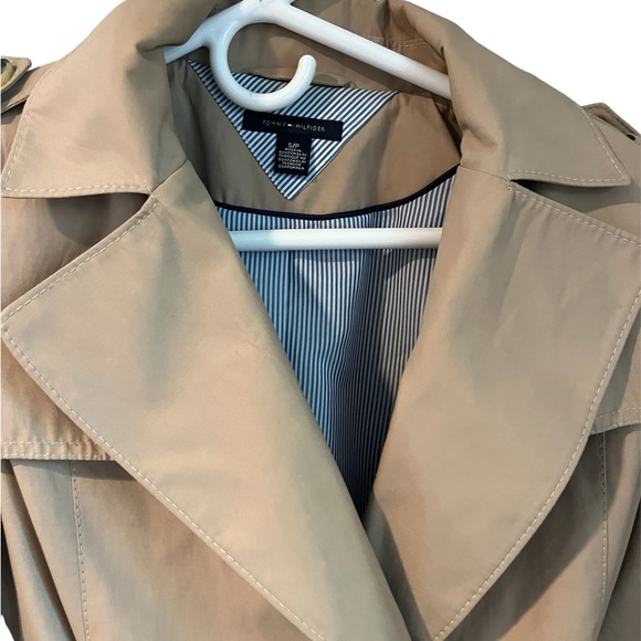 Tommy Hilfiger tan trench belted coat - Picture 3 of 5